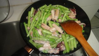 Stir-fried Dried Squid with Beans recipe