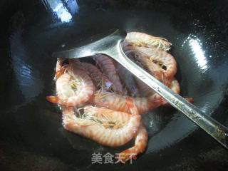 Fried Shrimp with Leek Sprouts recipe