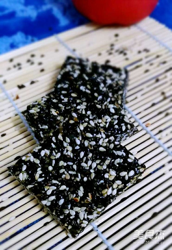 Sesame Crisp Candy recipe
