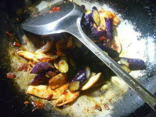 Stir-fried Eggplant with Soy Protein recipe