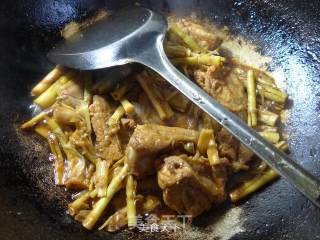 Braised Pork Ribs with Bamboo Shoots recipe