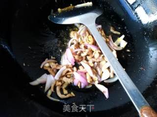 Fried Noodles with Vegetables and Pork recipe