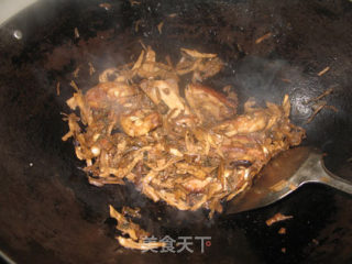 Stewed Pork Ribs with Bamboo Shoots and Dried Vegetables recipe