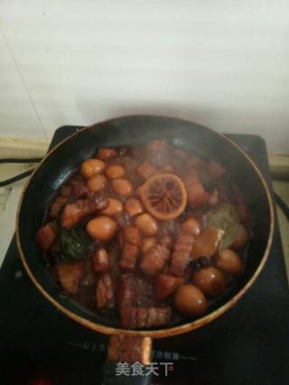 Braised Pork with Quail recipe