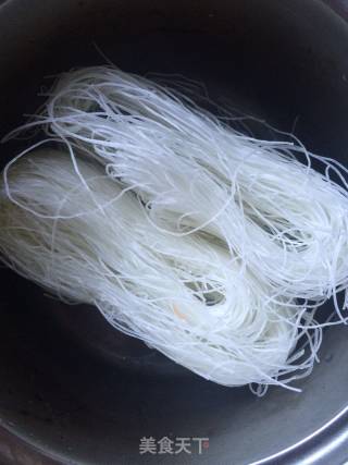 Carrots Mixed with Vermicelli recipe