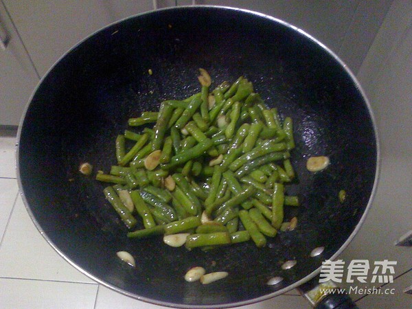 String Beans with Shrimp Paste recipe