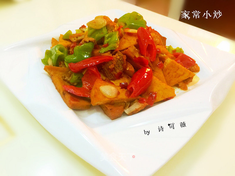Homemade Small Stir-fry (fried Pork with Tofu) recipe