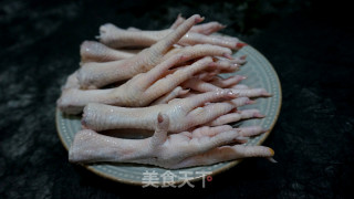 Chicken Feet Mixed with Garlic recipe