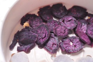 Mahjong Purple Sweet Potato Snowy Mooncake recipe