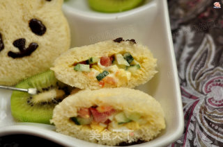 Cute Breakfast---panda Sandwich recipe