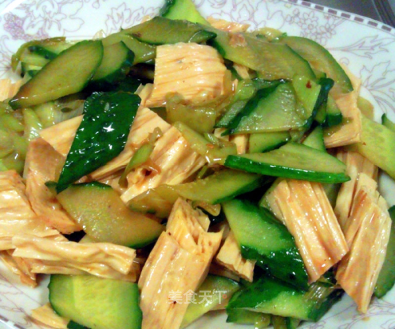 Sweet and Spicy Yuba with Cucumber recipe