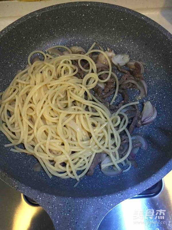 Black Pepper Beef Tenderloin Pasta recipe