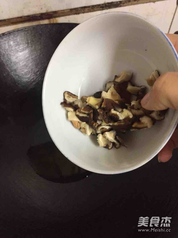 Mushroom Wuchang Fish recipe