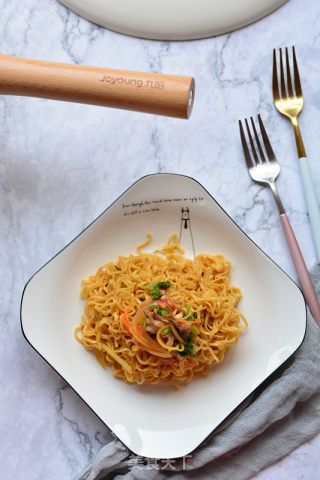 Fried Noodles with Vegetables recipe