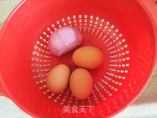 Scrambled Eggs with Onions recipe