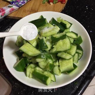 Hot and Sour Cucumber recipe