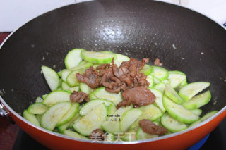 Stir-fried Yunnan Melon with Lean Pork recipe