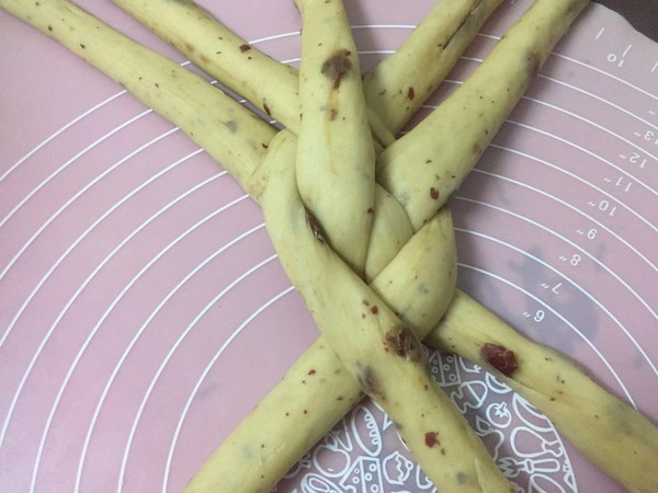 Whole Wheat Garland Bread recipe