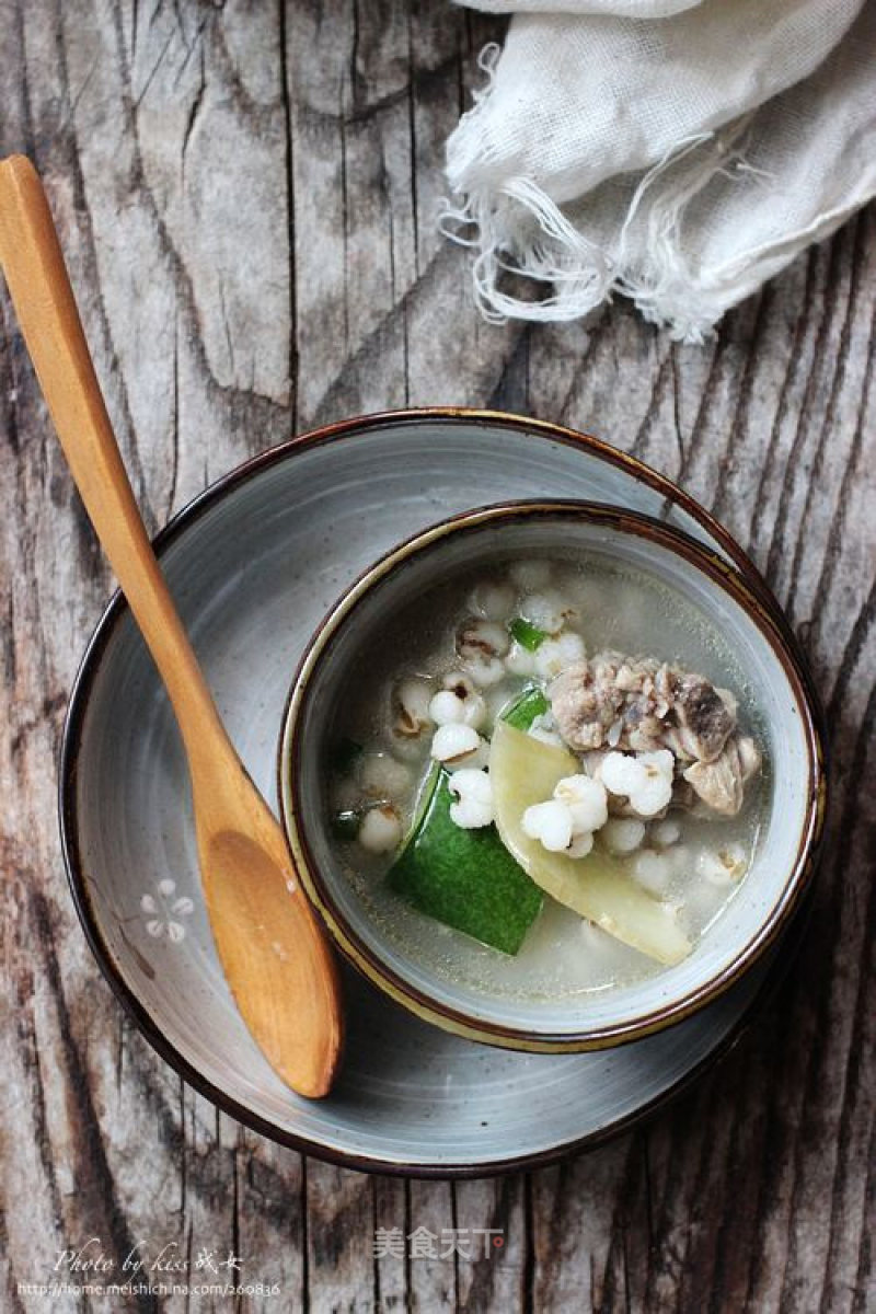 Nourishing Yin and Replenishing Qi-winter Melon Coix Seed Duck Broth recipe