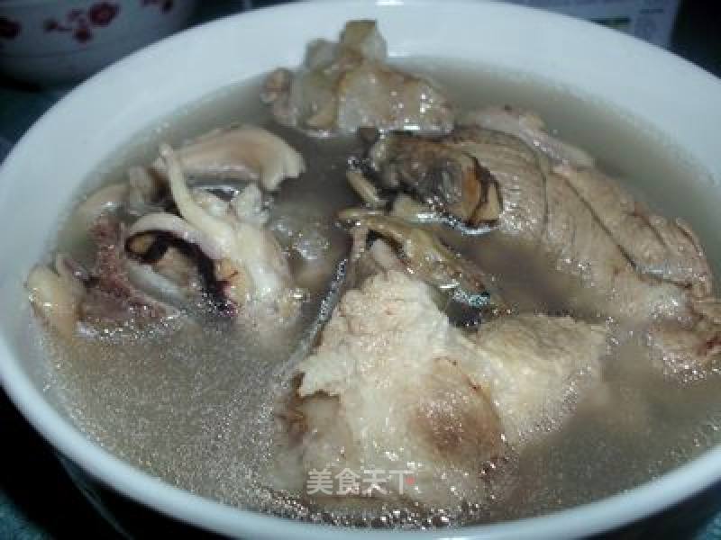 Stewed Big Bones with Dried Cuttlefish recipe