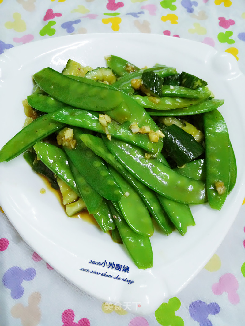 Cold Garlic and Snow Pea Cucumber recipe