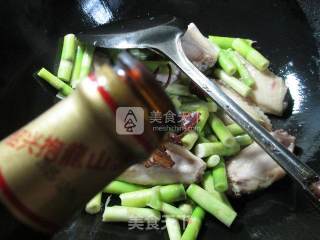 Wild Mountain Bamboo Shoots Grilled Middle Fin recipe