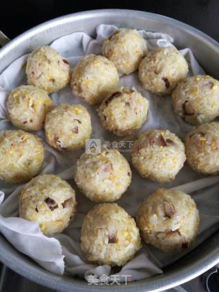 Steamed Glutinous Rice Balls recipe