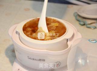 White Fungus and Lotus Seed Soup recipe