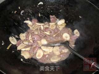 Stir-fried Beef with Bitter Bamboo Shoots recipe