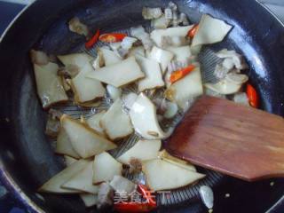 Salty, Fragrant, Crispy and Soft---fry Parsley and Fragrant Dry recipe