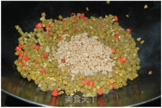 Capers with Minced Meat recipe