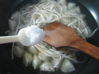 Noodle Mi Mi Dumplings recipe