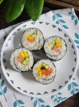 Quinoa Salmon Sushi Roll