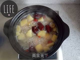 Fresh Fruit Tremella Soup recipe