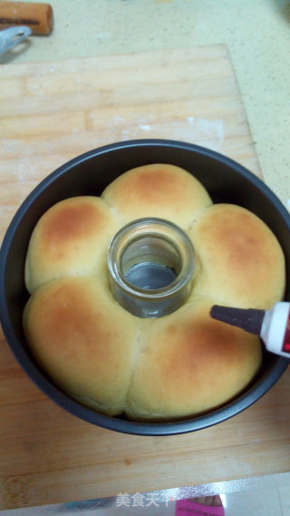 Little Yellow Chicken Squeezed Bread recipe