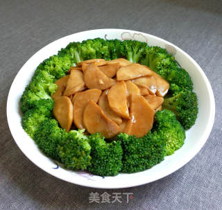 Pleurotus Eryngii and Broccoli recipe