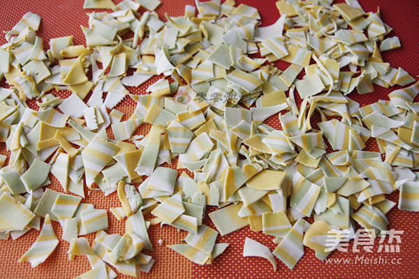 Three-color Striped Dumplings recipe