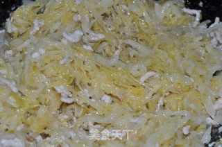 Fried Pork with Sauerkraut Vermicelli recipe