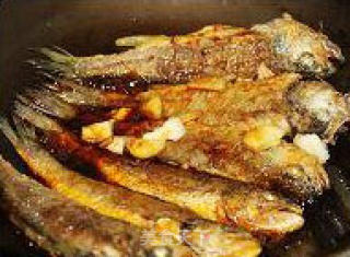 Pan Fried Small Yellow Croaker recipe