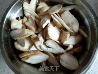 Scrambled Eggs with Pleurotus Eryngii and Hot Pepper recipe