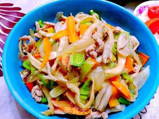 Stir-fried Pork with Onion and Mushroom recipe