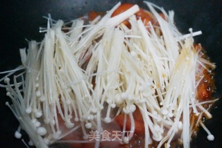 Enoki Mushroom in Tomato Sauce recipe