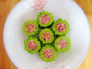 Steamed Bitter Gourd with Meat recipe