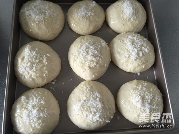 Medium Type Coconut Bean Paste Bread recipe