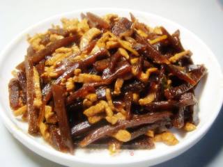 Stir-fried Shredded Pork with Rose Head Vegetables recipe