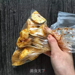 Crumbling and Crispy Baked Potato Wedges🥔 recipe