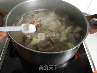 White Radish and Enoki Mushroom Soup recipe