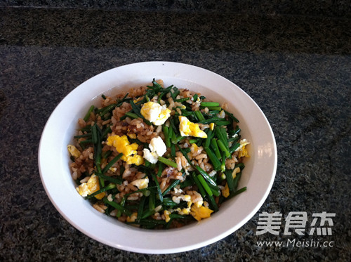 Fried Rice with Leek Moss and Egg recipe