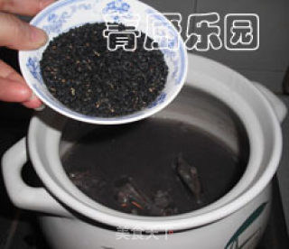 Black Sesame and Black Bean Bone Soup recipe