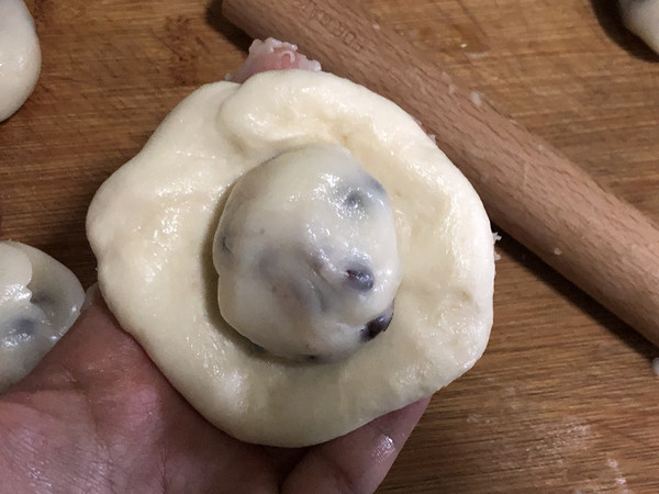 Red Bean Mochi Bread recipe